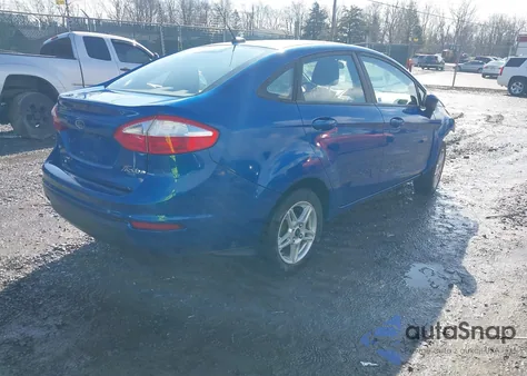 2019 Ford Fiesta Se z USA, uszkodzony, nr VIN 3FADP4BJ8KM132083